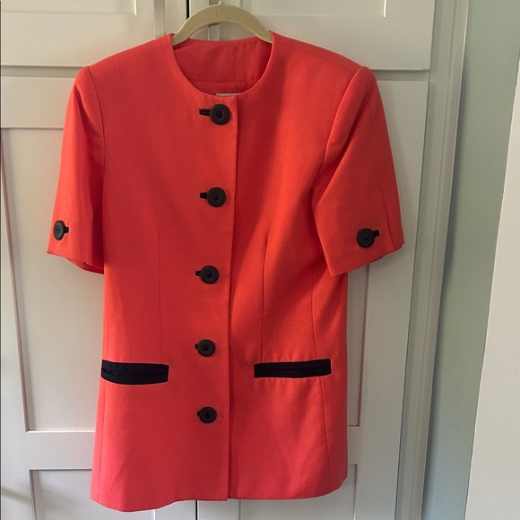 Kasper Vibtagw Vibrant Melon Blazer with Black Accents - Picture 1 of 6